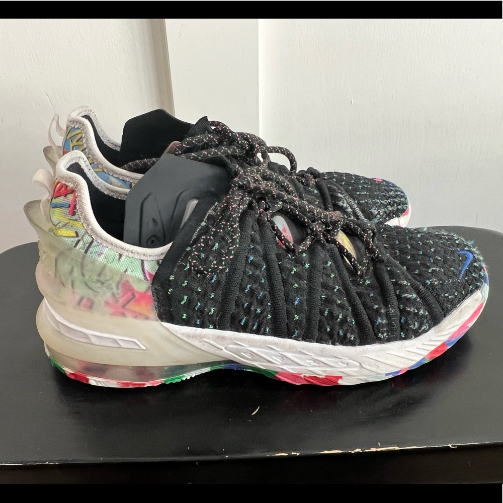 Nike Lebron 18 GS James Gang Boys Size 7Y